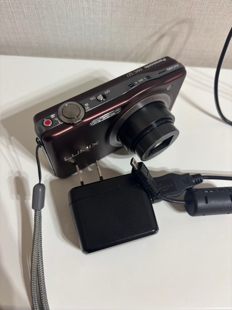デジタルカメラ Panasonic DMC-sz7