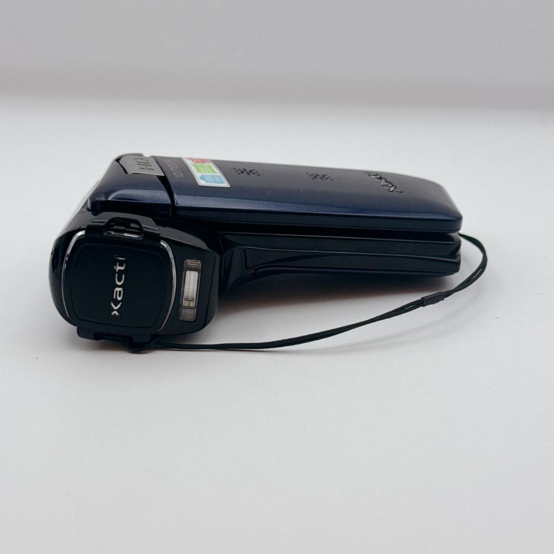 【美品】SANYO Xacti デジタルムービーカメラ DMX-CG10