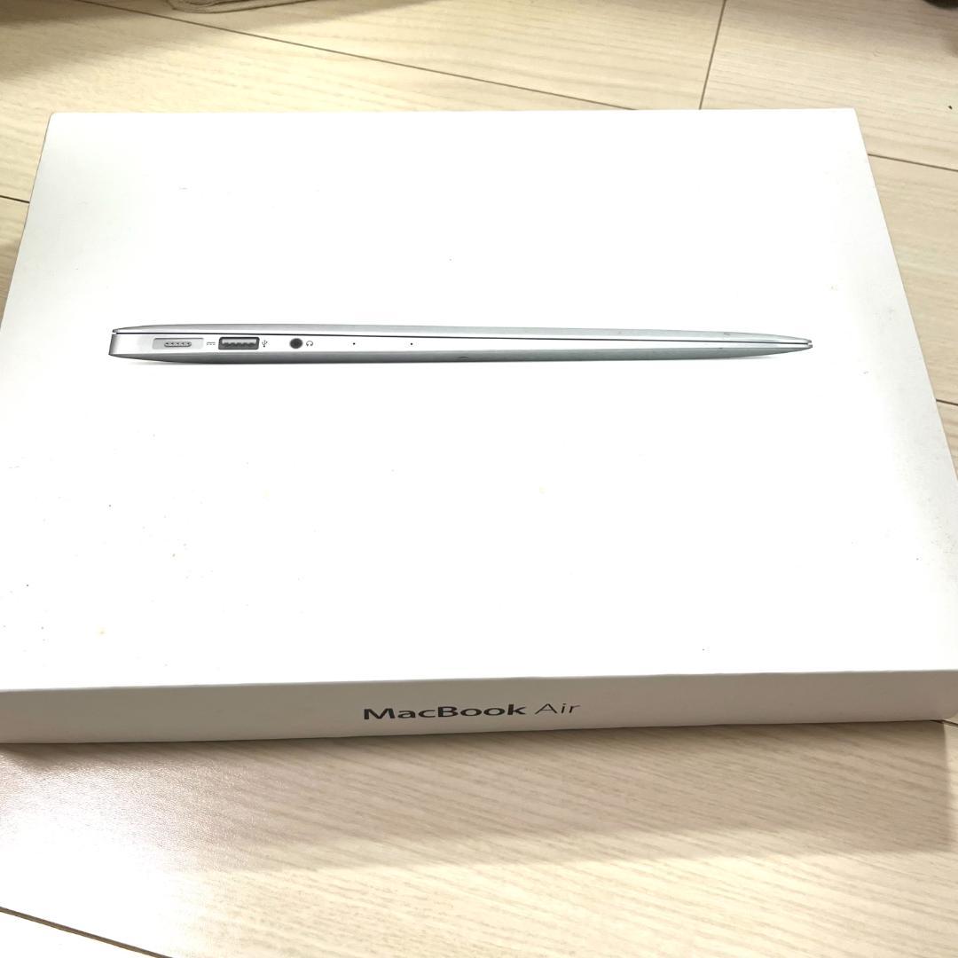MacBook Air 13インチ Mid 2013 中古品