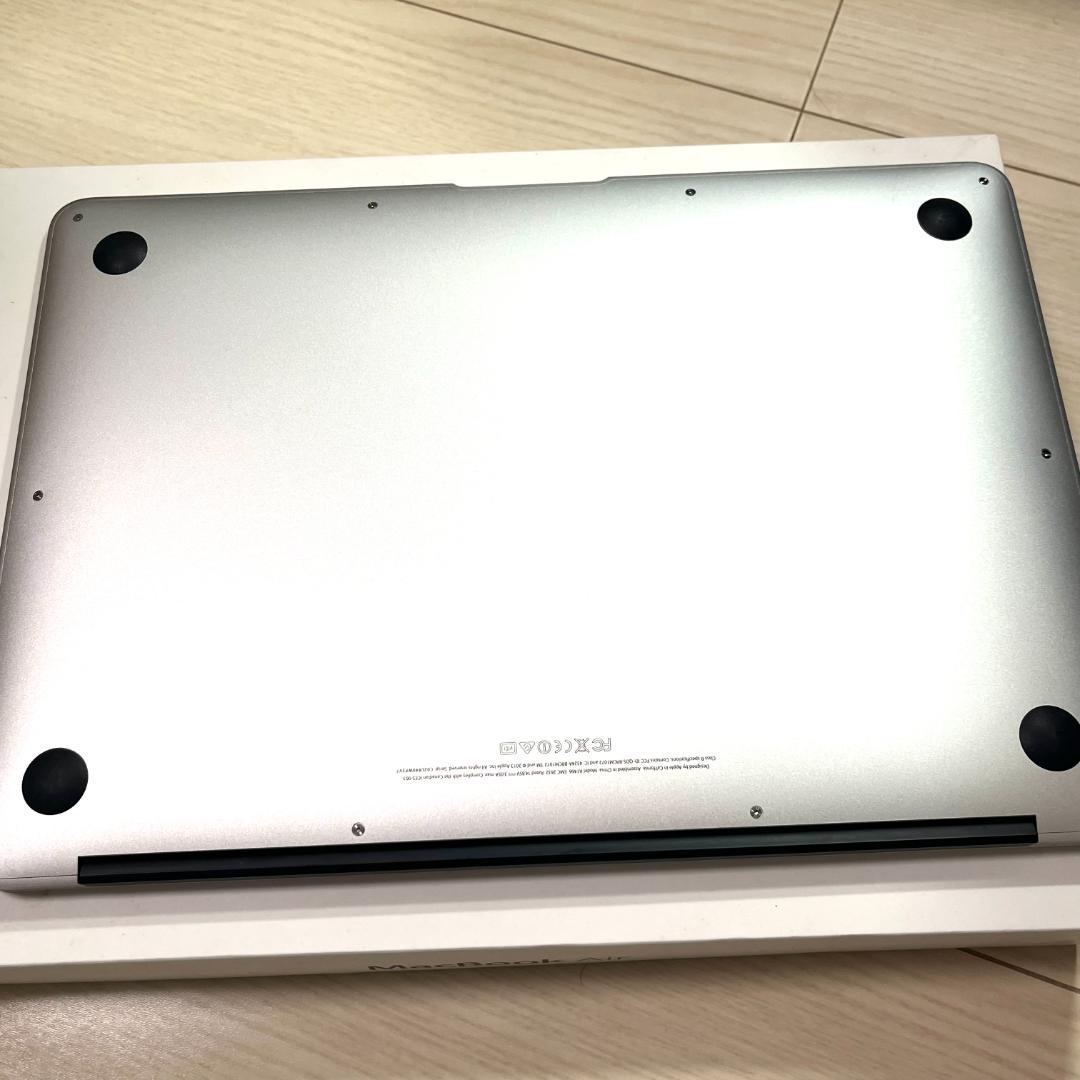 MacBook Air 13インチ Mid 2013 中古品