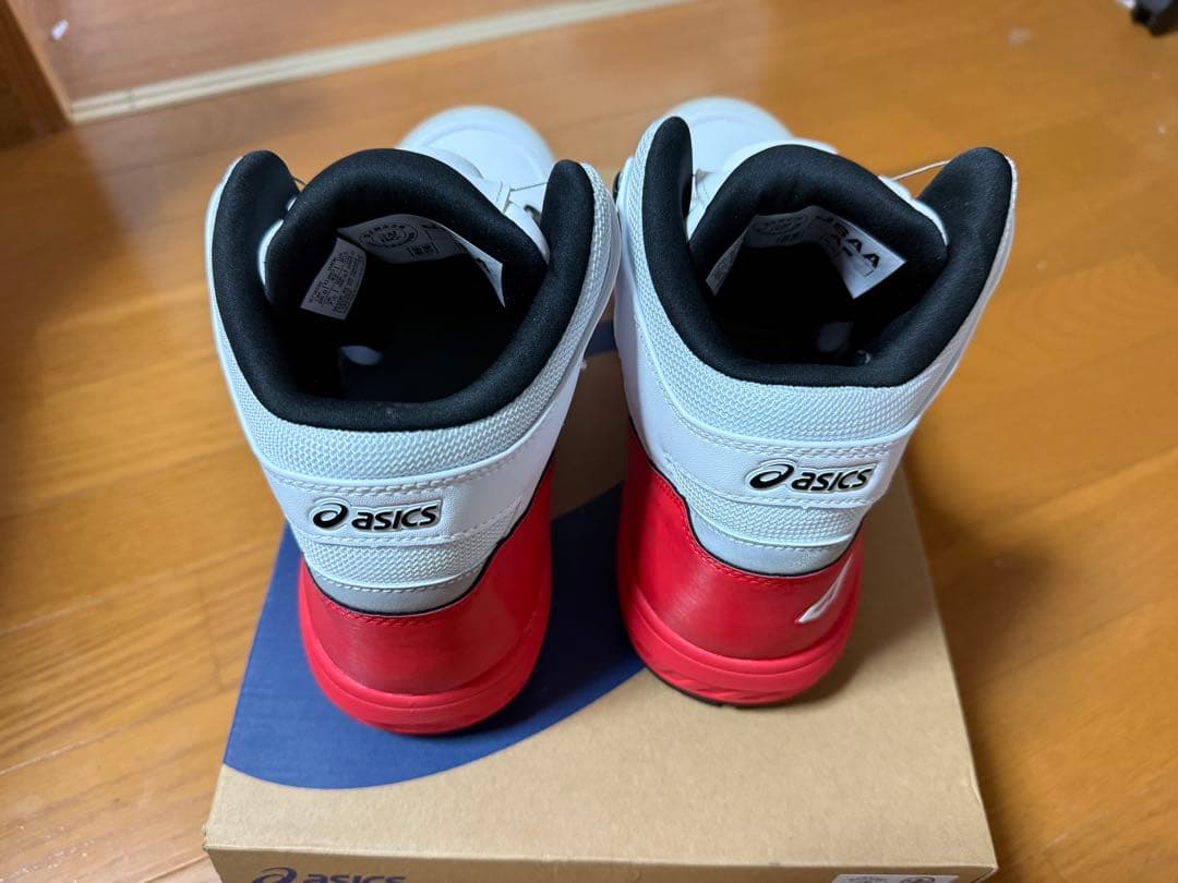 asics ミッドカット安全靴 ホワイト/レッド