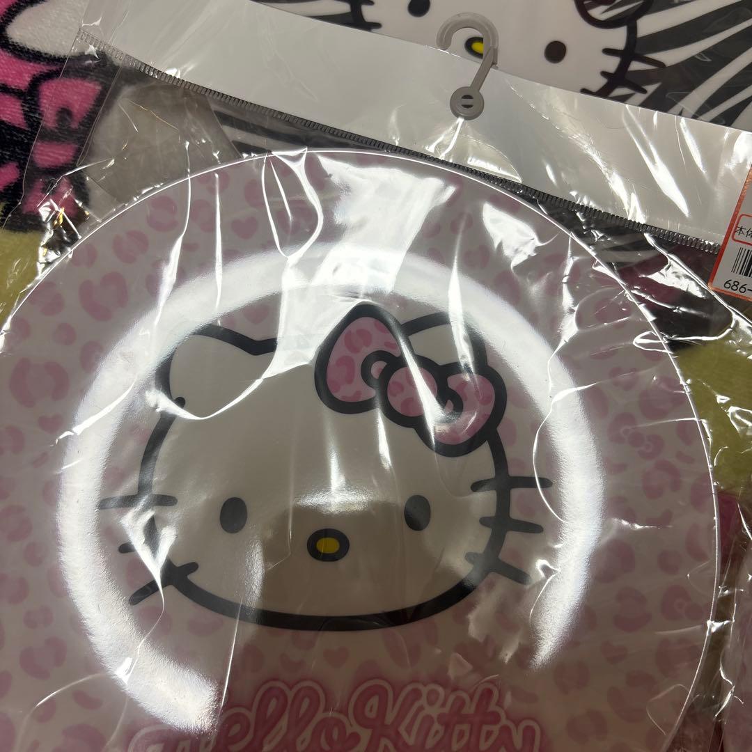ハローキティお皿　メラミンプレート　キティちゃん　ゼブラ　ヒョウ柄
