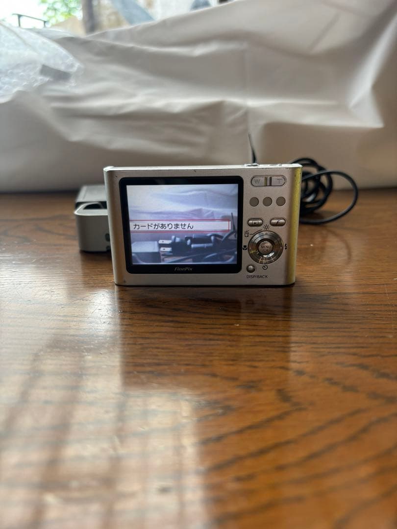 FUJIFILM 富士フィルム　FinePix Z2
