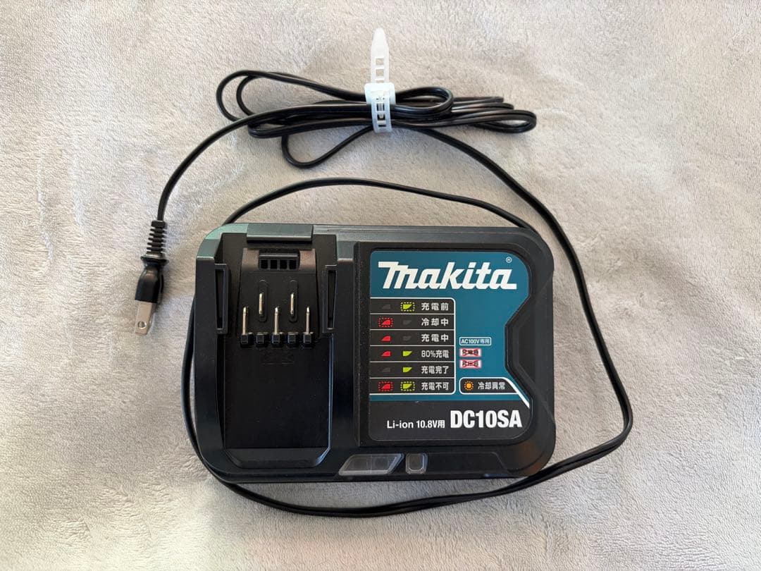 マキタ　Makita スティッククリーナー CL108FD