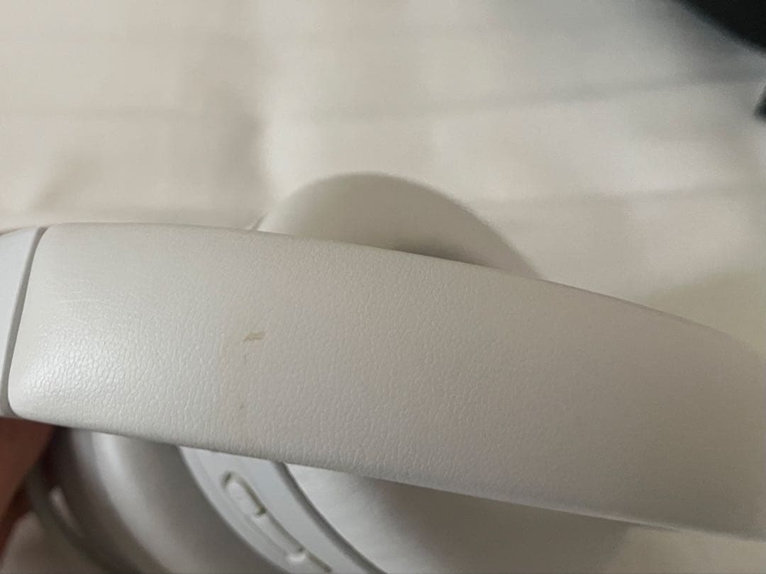Bose ワイヤレスヘッドホン ホワイト 専用ケース付き