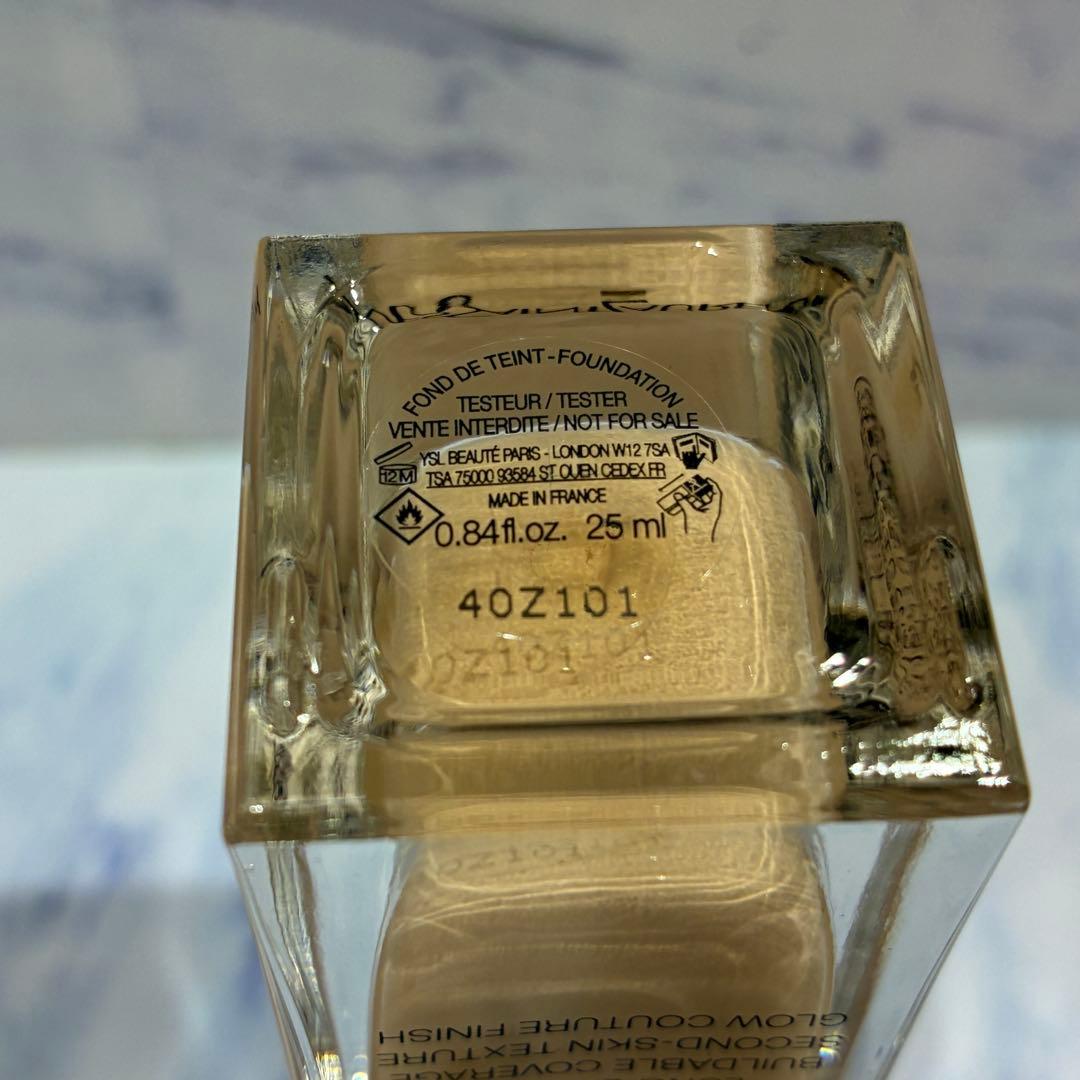 ♡【未使用】YSL　オールアワーズ リキッド グロウ　LC3
