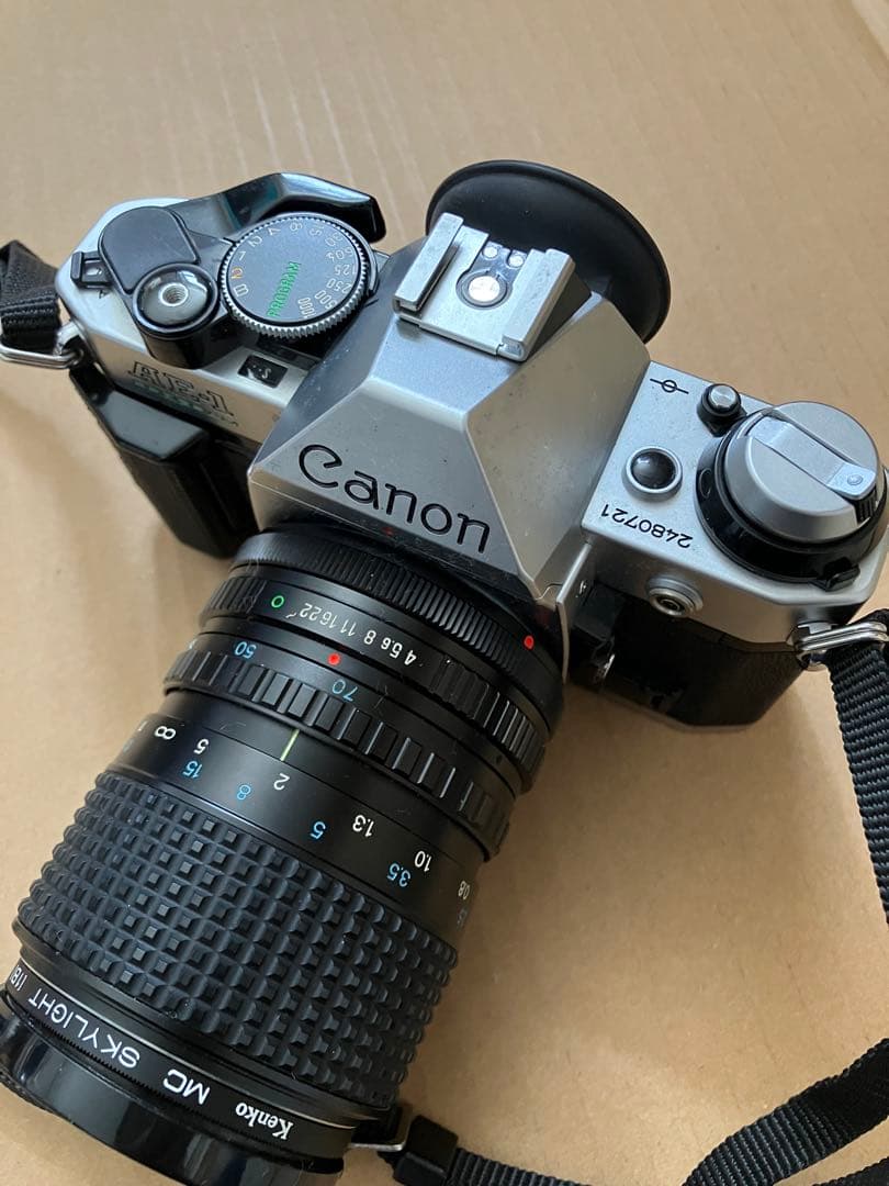 Canon AE-1 PROGRAM フィルムカメラ　レンズ 付き　ジャンク