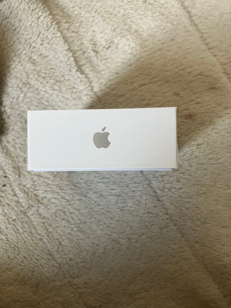 AirPods 4 ノイズキャンセリング機能搭載なし　未開封品