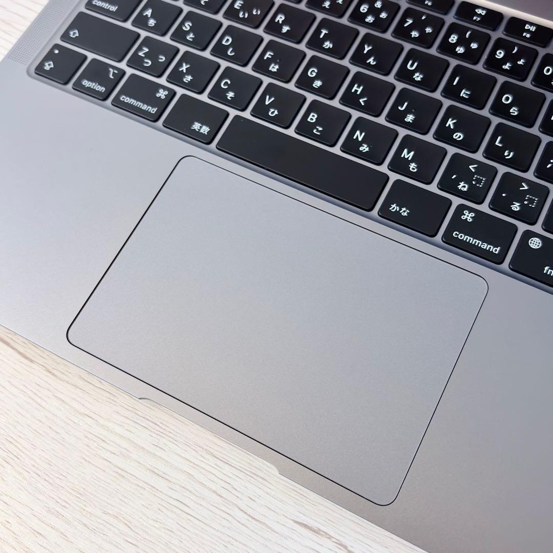 【極美品】MacBook Air M1,2020 / 256GB 8GB