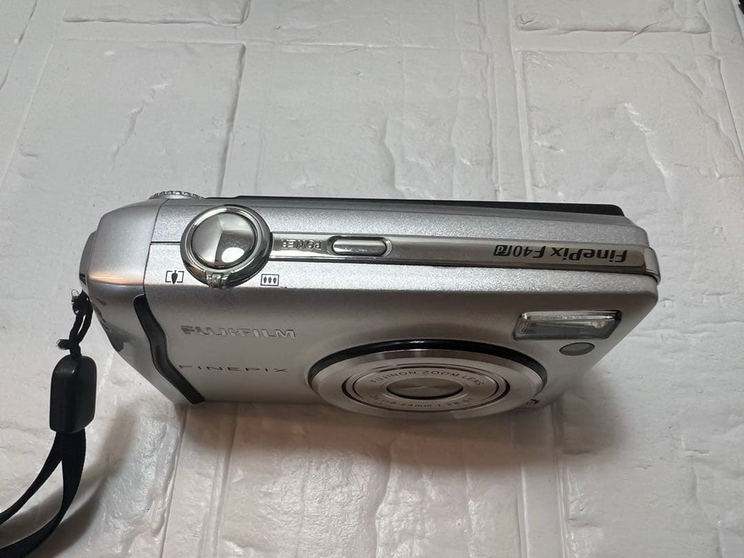 FUJIFILM FinePix F40fd 電池不良？　ジャンク品