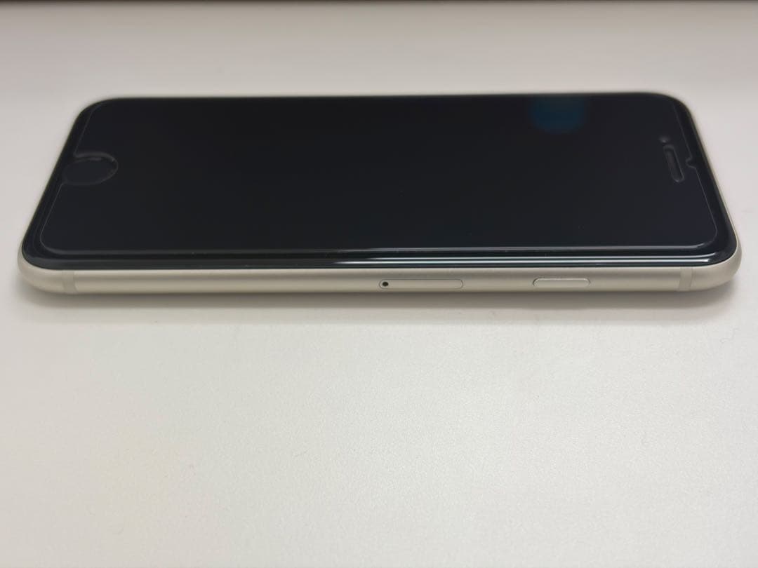 Apple iPhone SE 第3世代 64GB SIMフリ86% 訳あり品