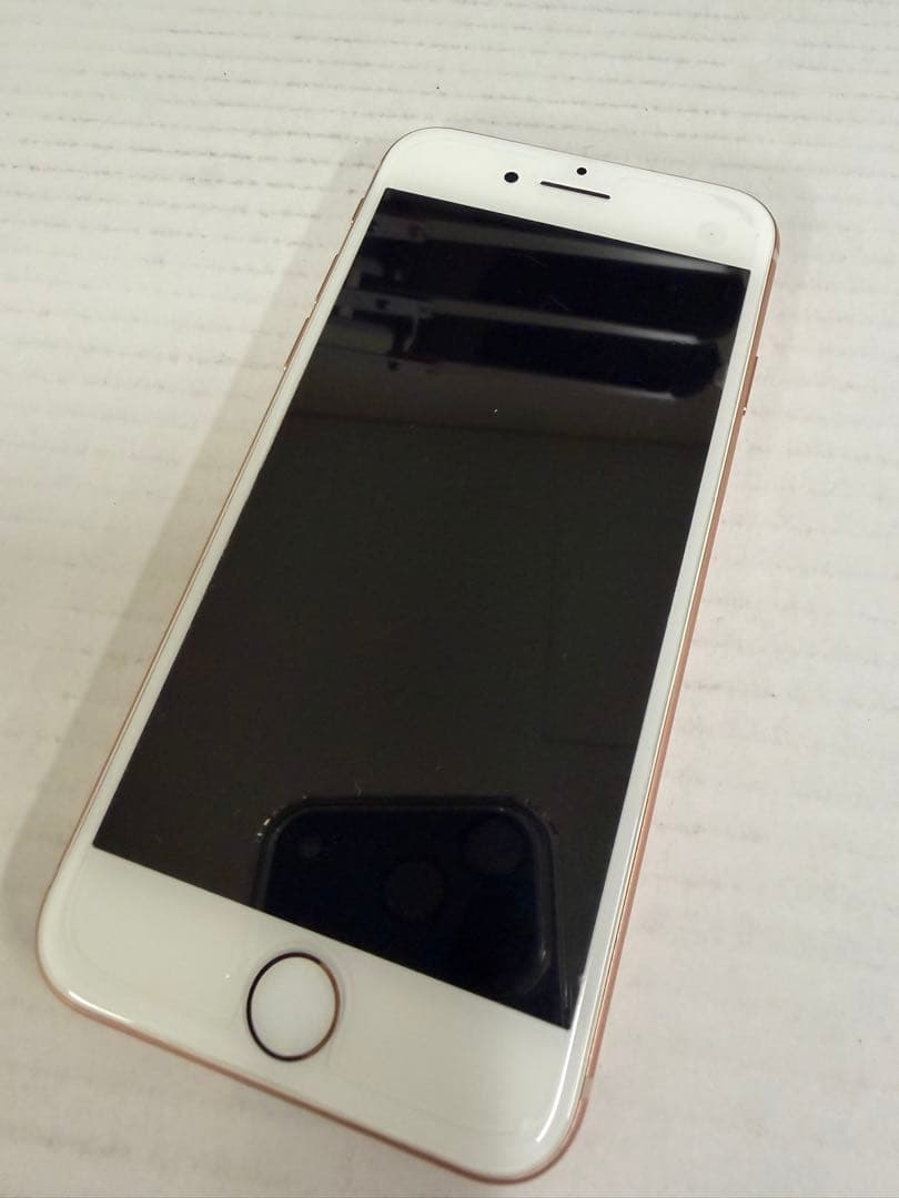 iPhone 8 ゴールド　64GB SIMフリー　美品