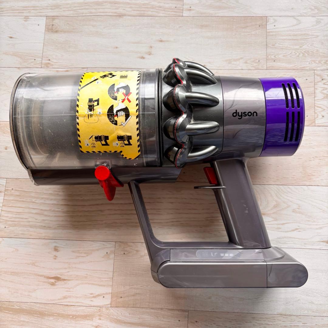 【ジャンク品】Dyson V10 Fluffyと壁掛け収納スタンドのセット