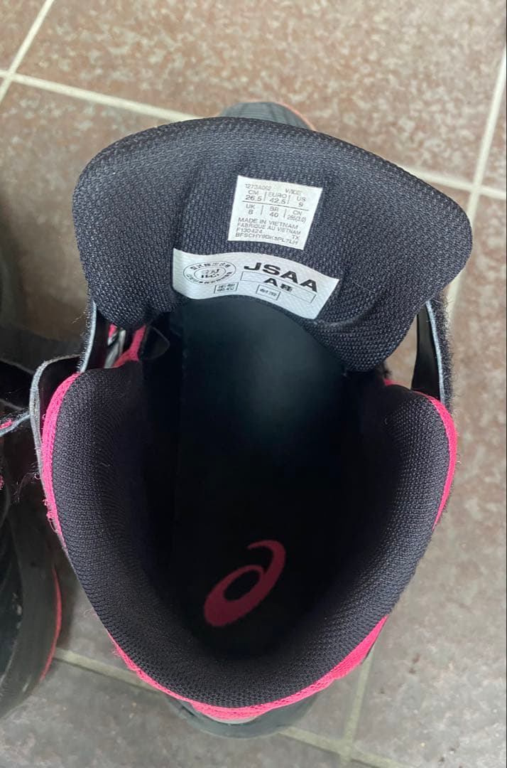 ASICS ハイカット安全靴 ブラック/ピンク