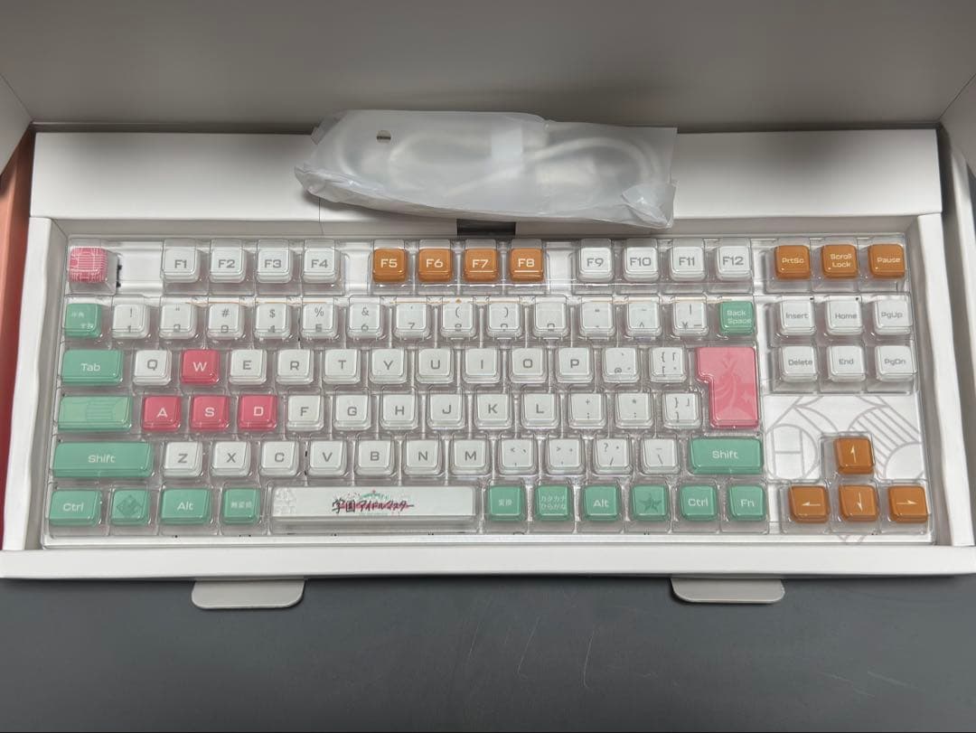 ふもコレ 学園アイドルマスター キーボード VARMILO静電容量 桜軸