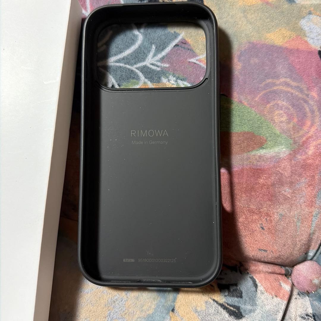美品RIMOWA iPhone17proケースブラック
