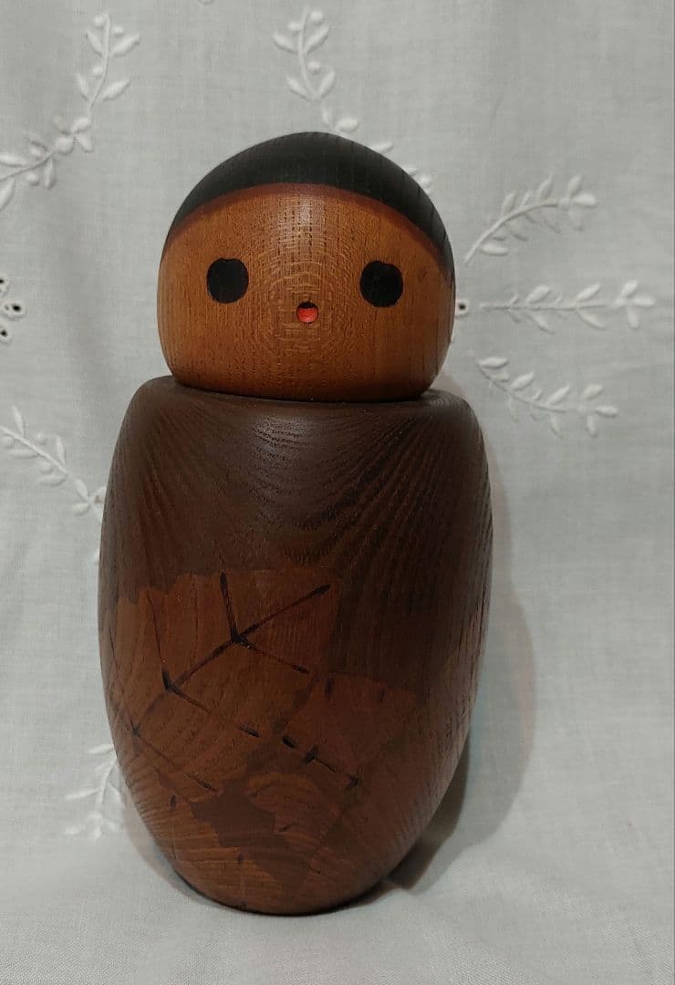 木製のこけし