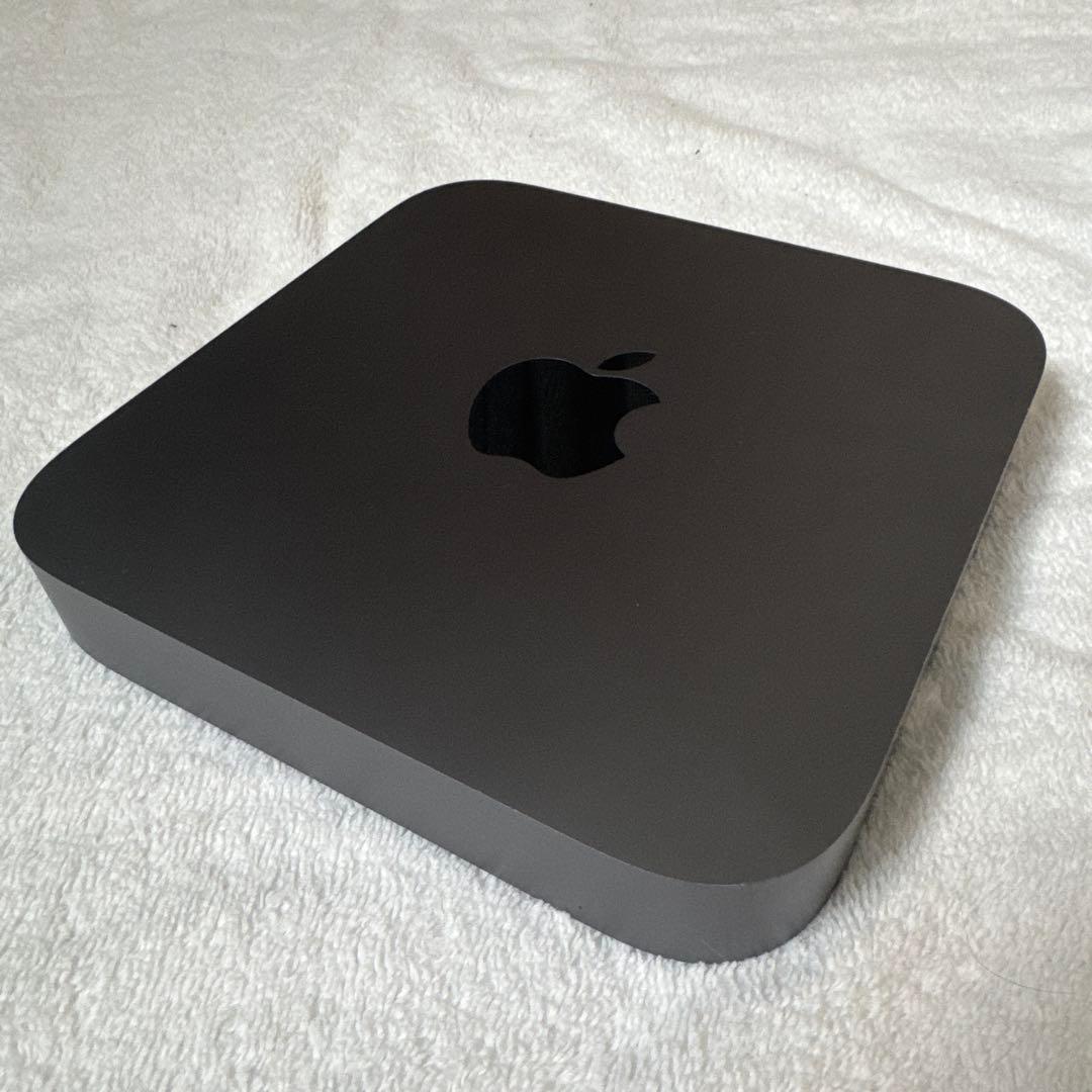 Mac mini 2018 i7 メモリ16gb ssd256gb
