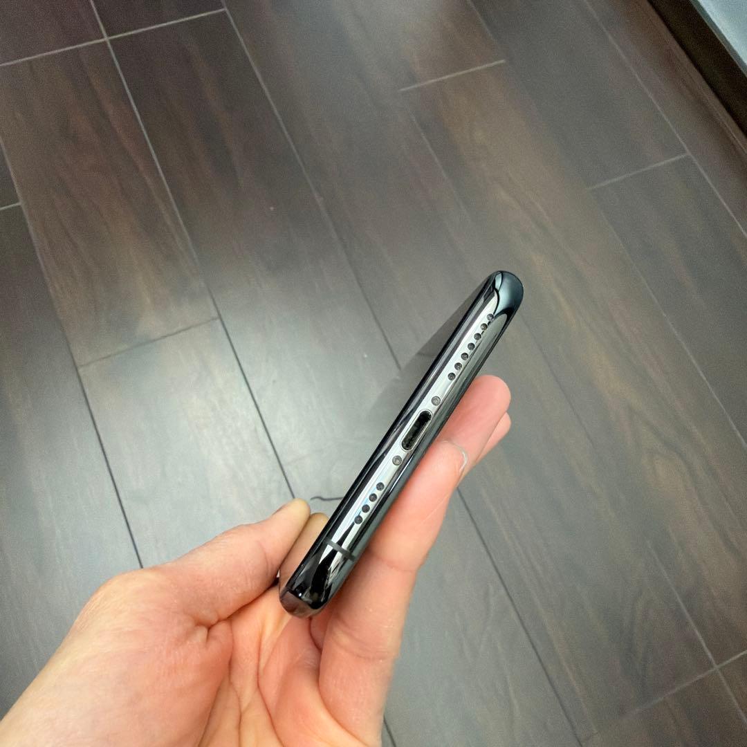 iPhone 11 Pro Max SIMフリー　256G
