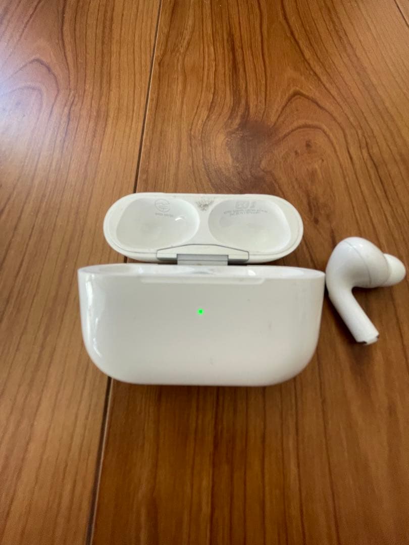 ⑤AirPodspro 第二世代本体 Apple純正品