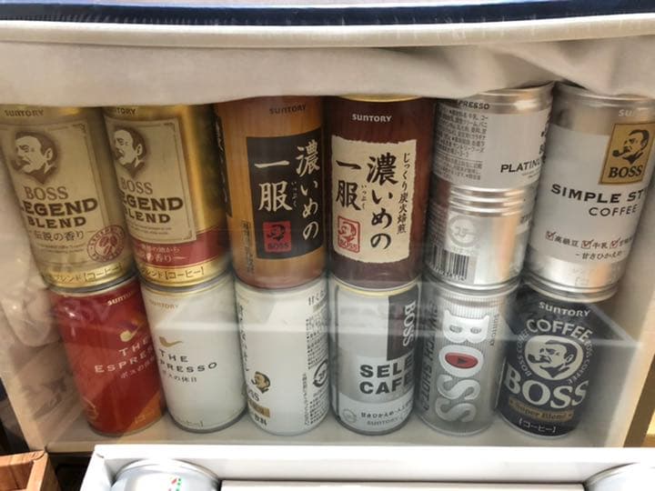 ■歴代サントリーBOSS（空缶）