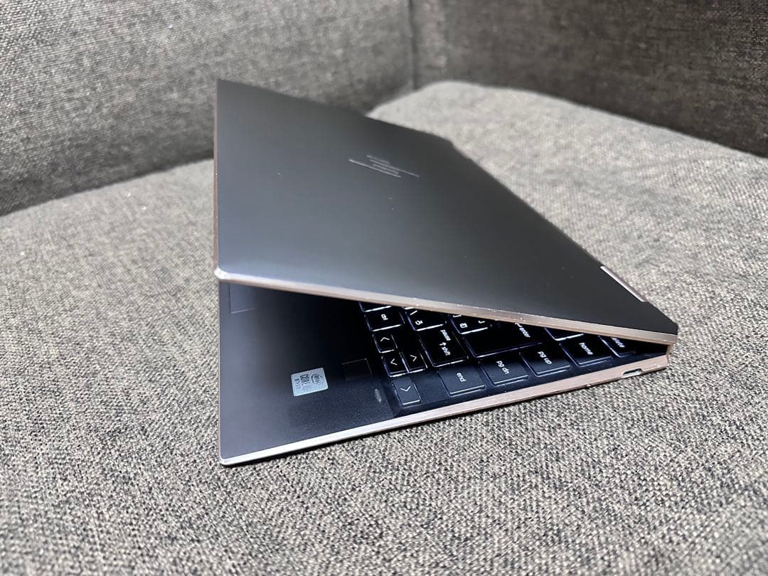 HP Spectre x360 2in1 ノートPC i5 バッテリー100%