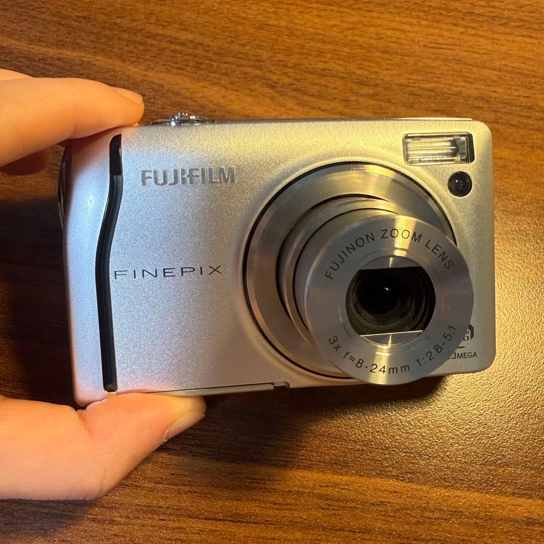 FUJIFILM FinePix F40fd 美品