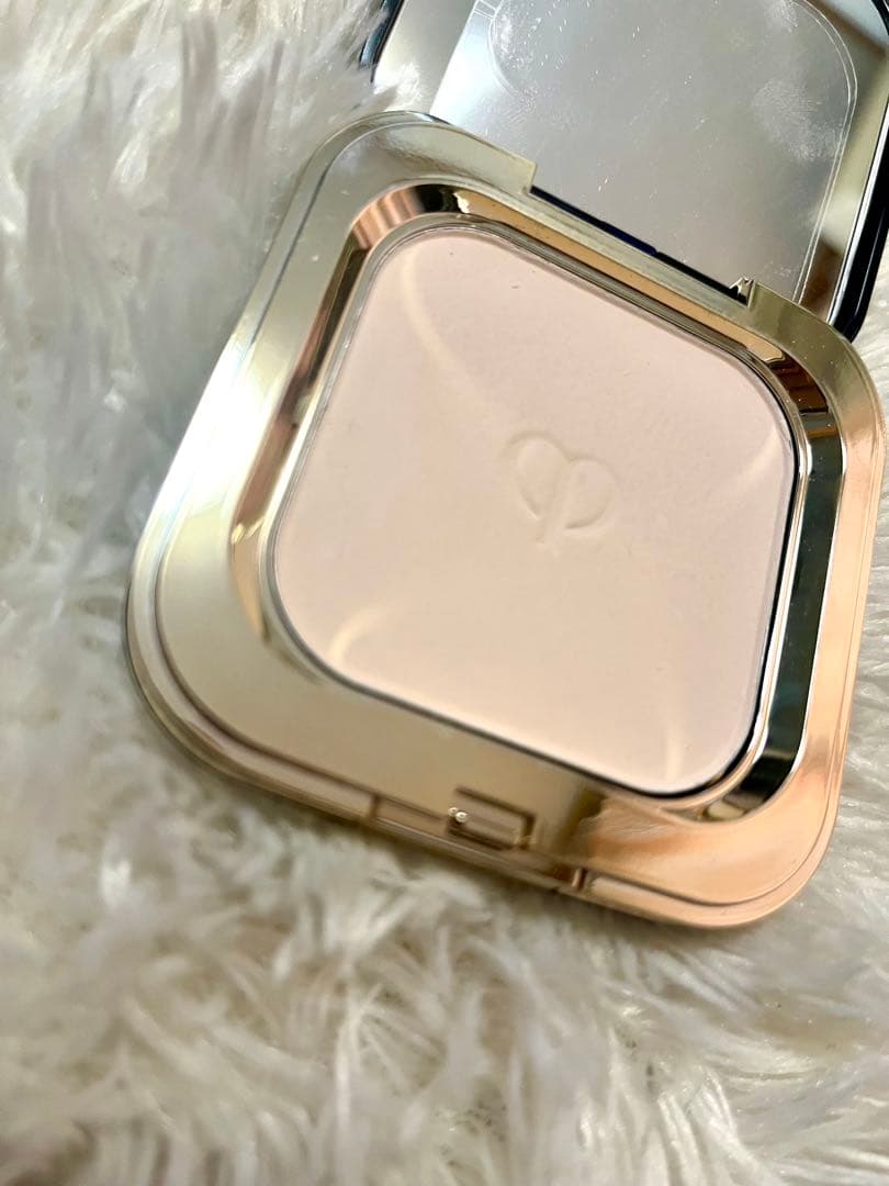【kiwi】clé de peau BEAUTE