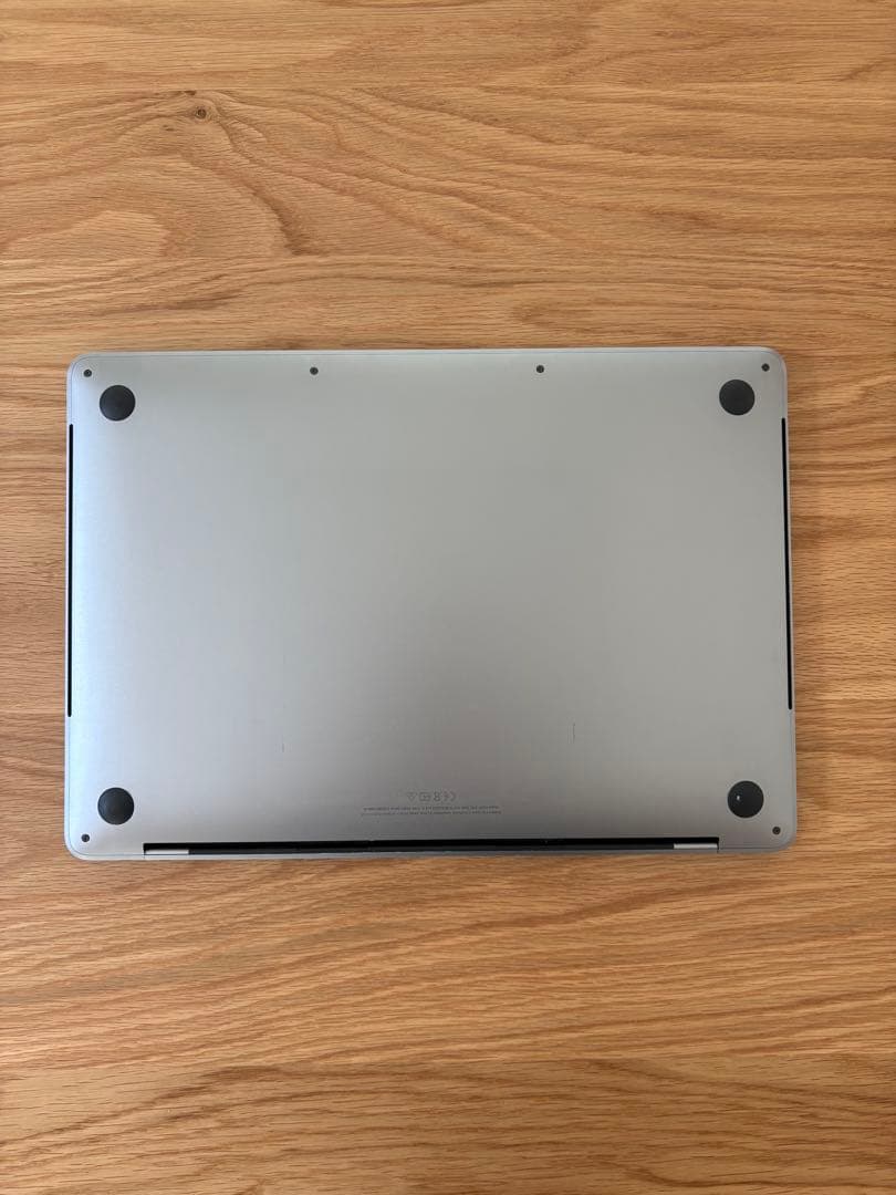 MacBook Pro2020 Core i5•16GB •512GB