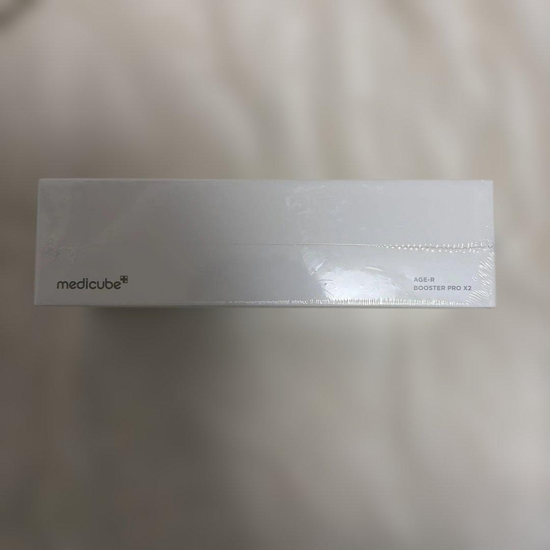 medicube メディキューブ AGE-RブースタープロX2 ホワイト 目黒蓮