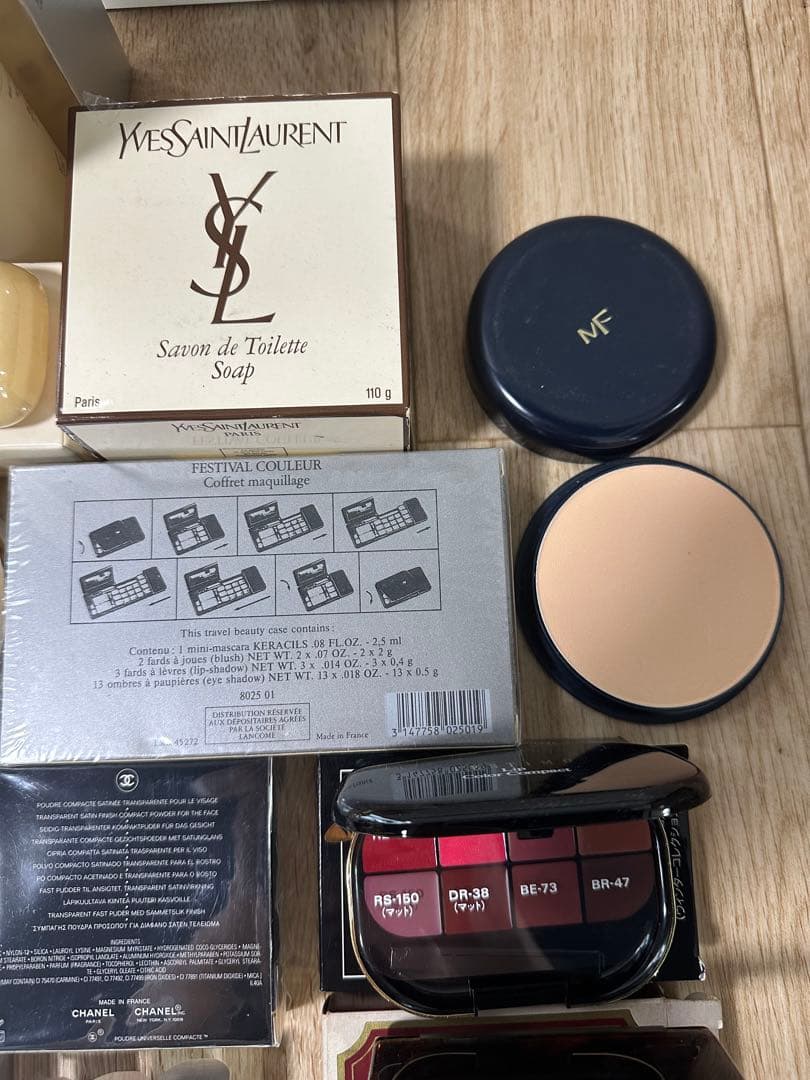 美品　CHANEL DIOR YSL入り　デパコス　コスメ石鹸まとめ　化粧品