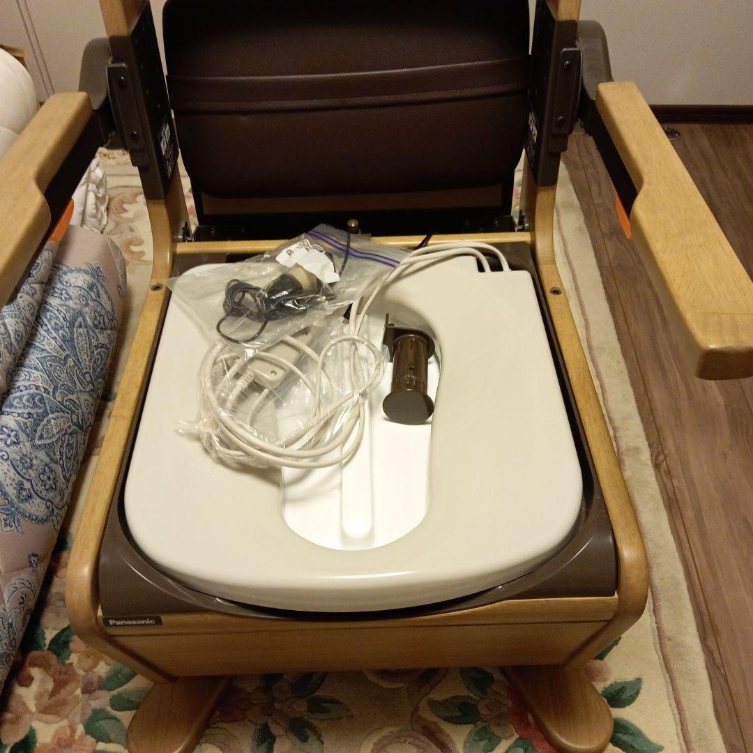 ☆美品☆Panasonic 家具調脱臭・温便座 PN-L23418MB ブラウン