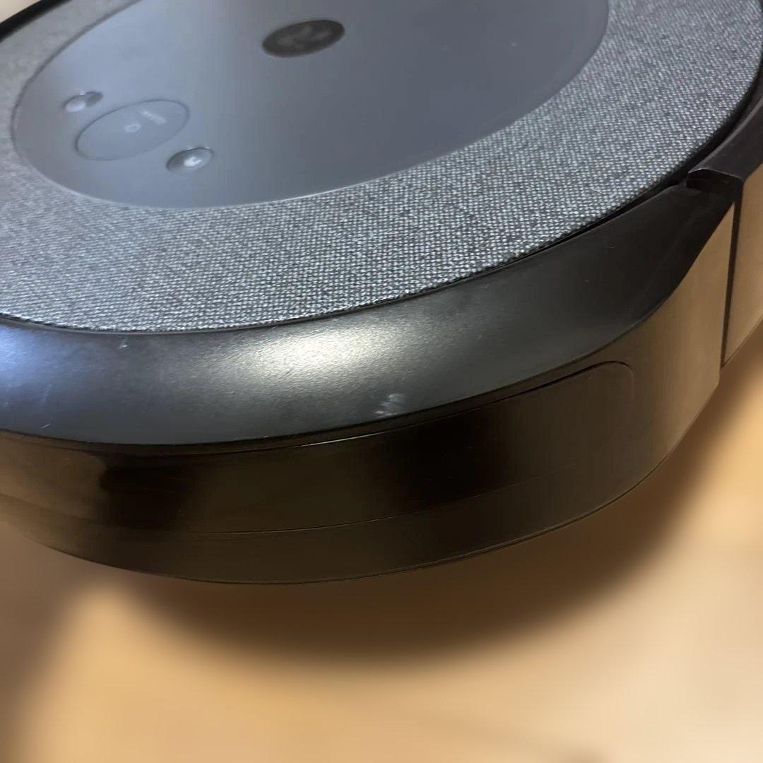 Roomba i3 本体