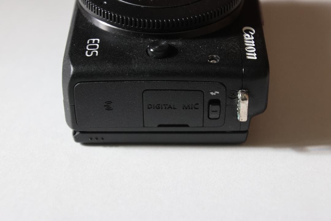 Canon EOS M3 ミラーレス一眼カメラ ジャンク品