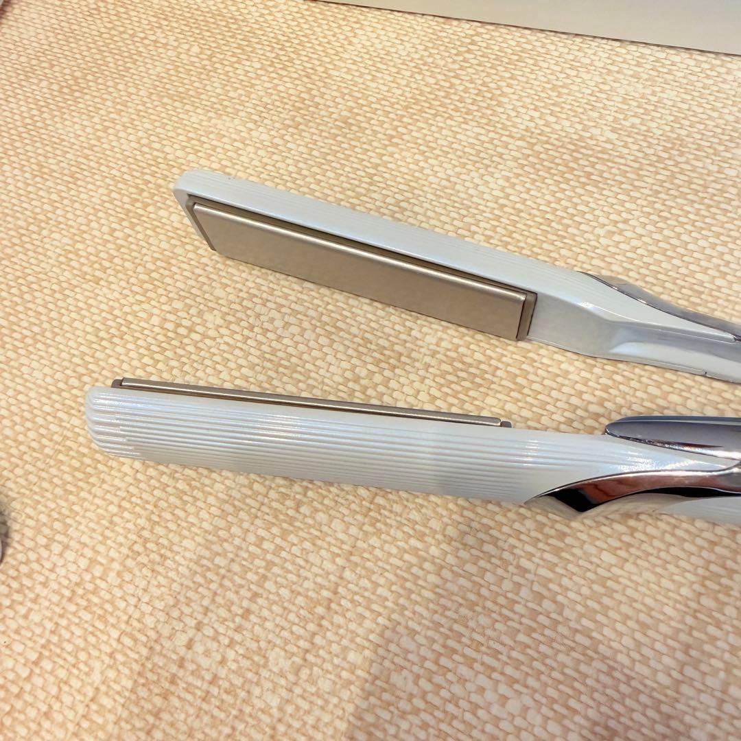 リファ カールアイロン プロ 32mm ホワイト　RE-AＴ-02A 箱付き
