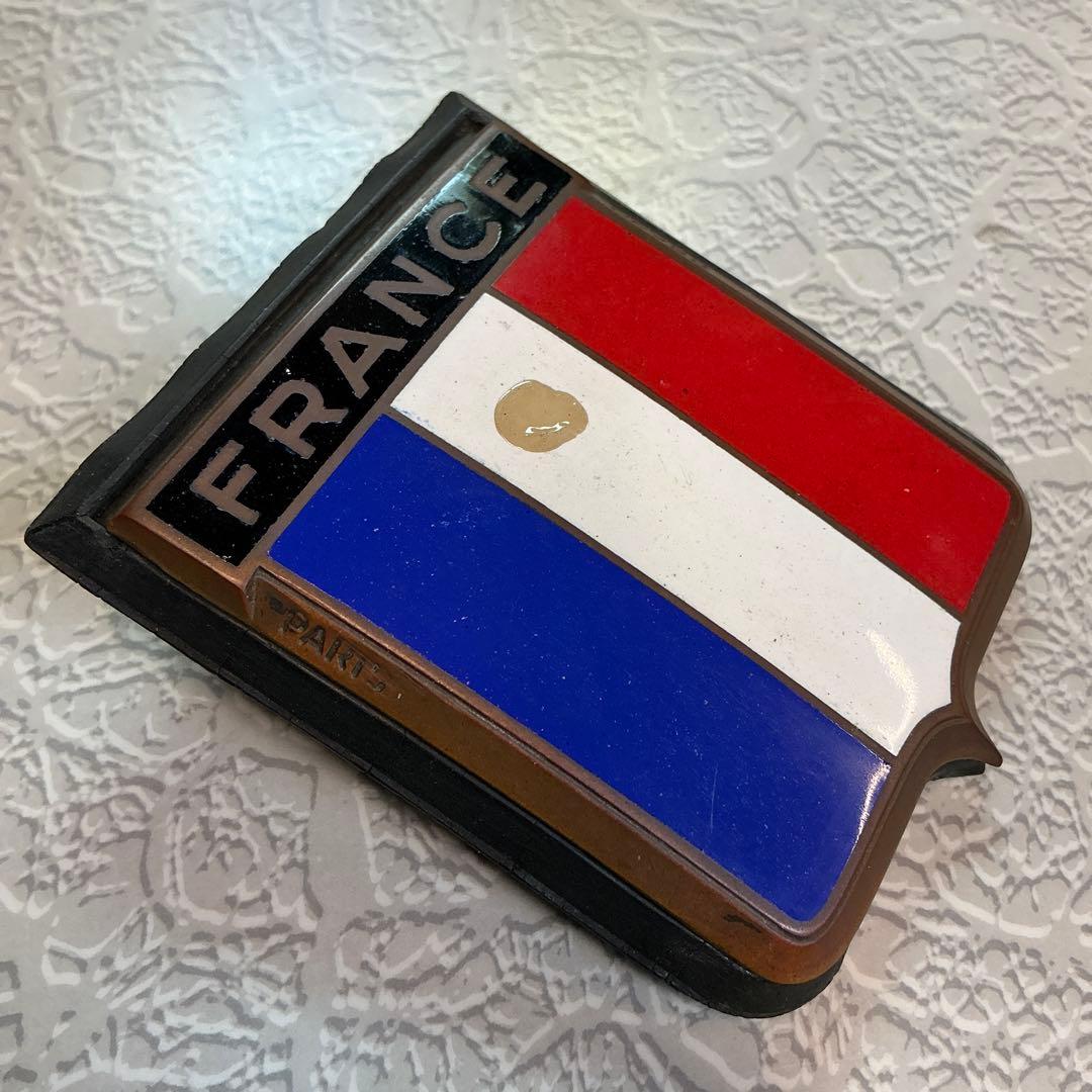 フランス　DRAGO製　オートモービル　ビンテージバッジ