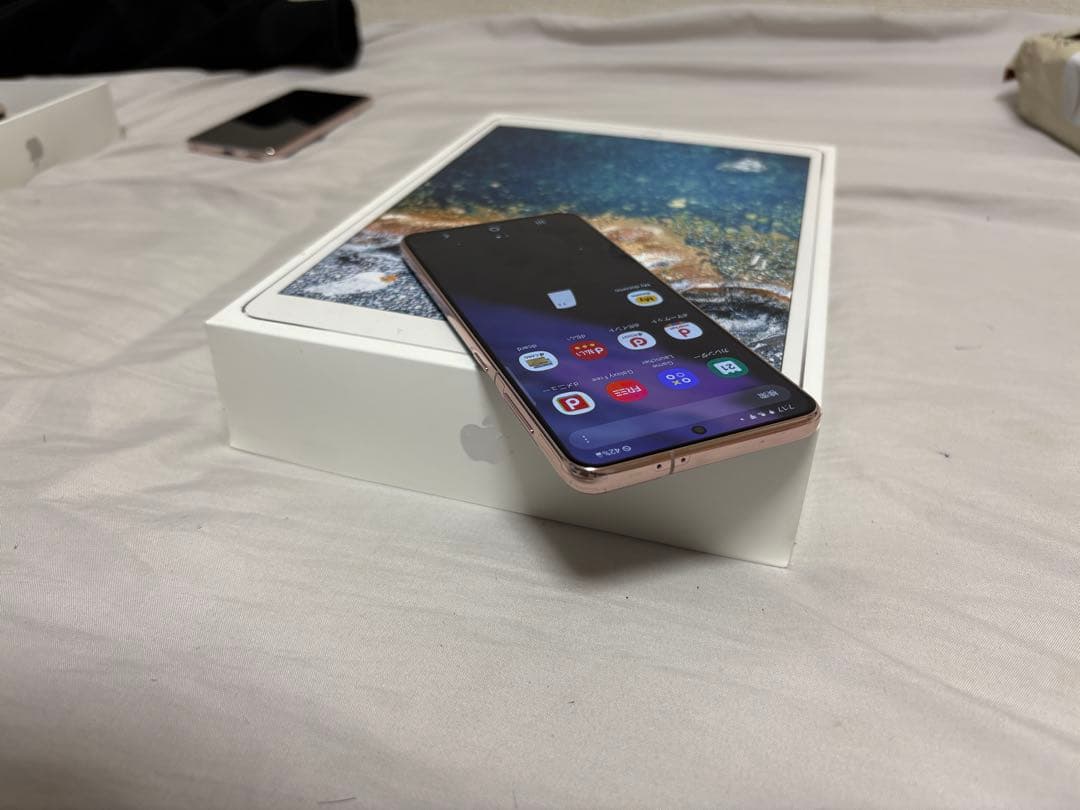 Samsung galaxy s21 256gb simフリー