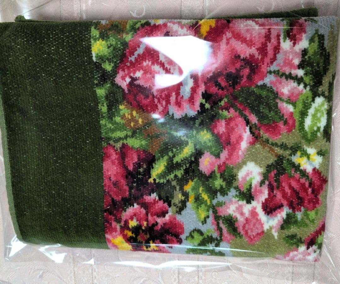 【新品・未使用】FEILER マルチクロス 花柄 75x75cm