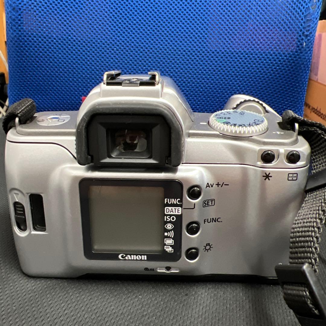 ブ*ー様 Canon EOS Kiss 5 シルバー 一眼レフカメラ