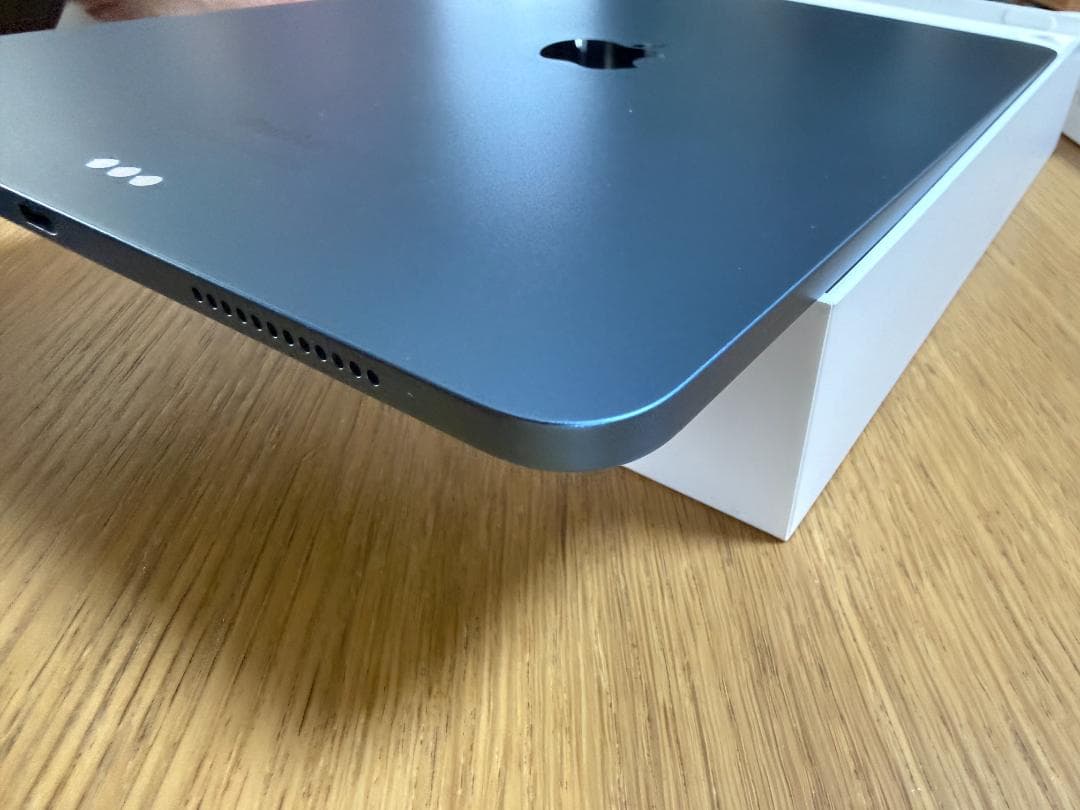 【美品】iPad Air 第5世代 WiFi 64GB ブルー M1 箱あり