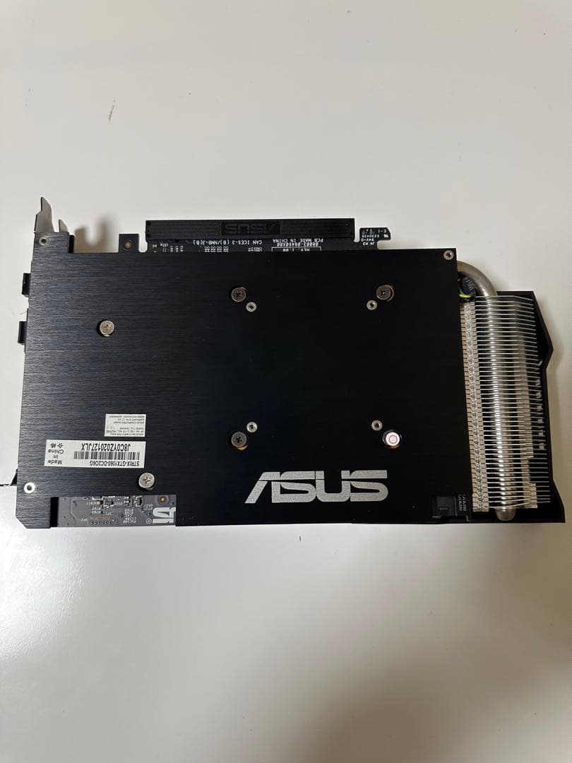 グラフィックボード・グラボ・ビデオカード ASUS STRIX GTX 1060 OC 6GB