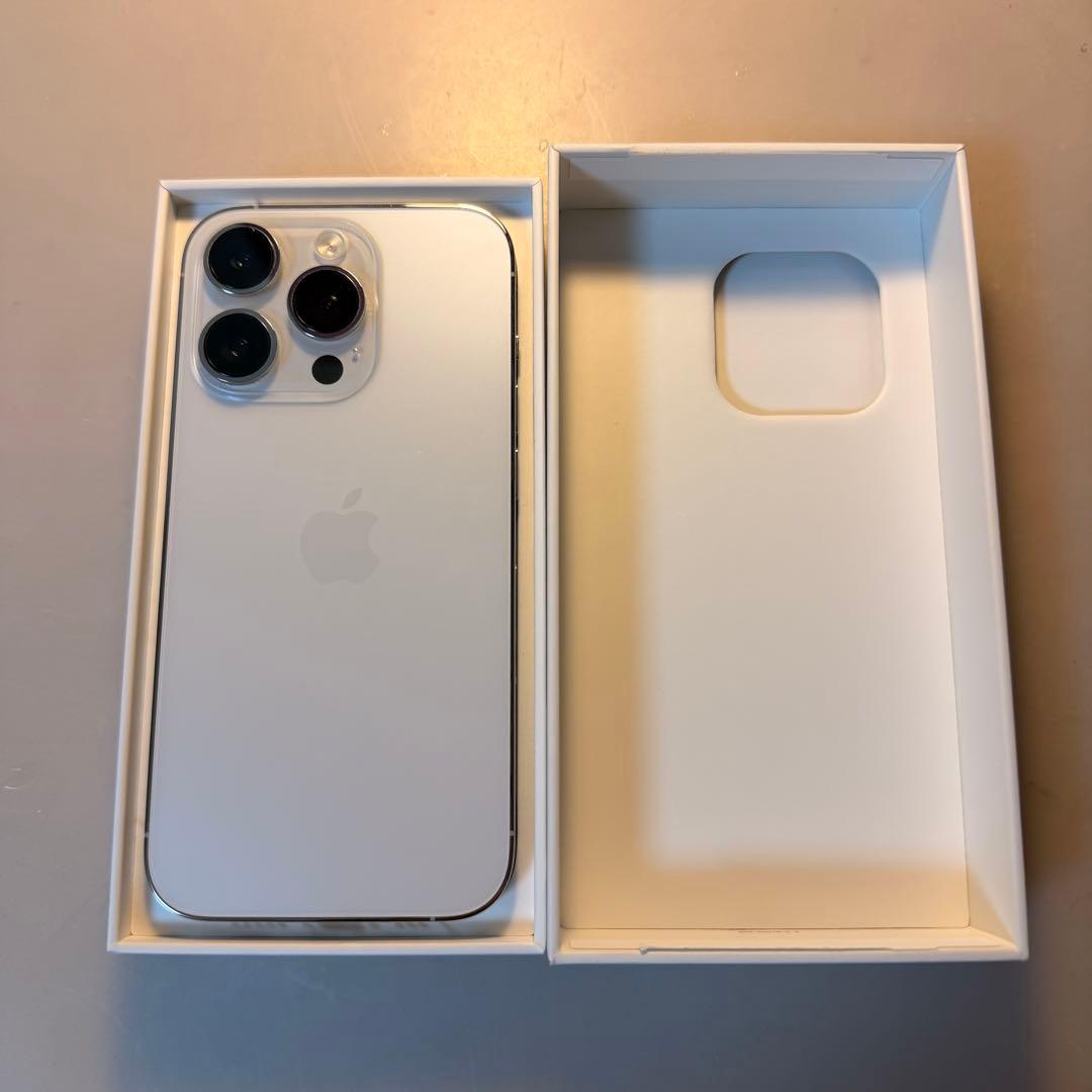 【ヒデ】Apple iPhone 14 Pro シルバー 本体 128GB