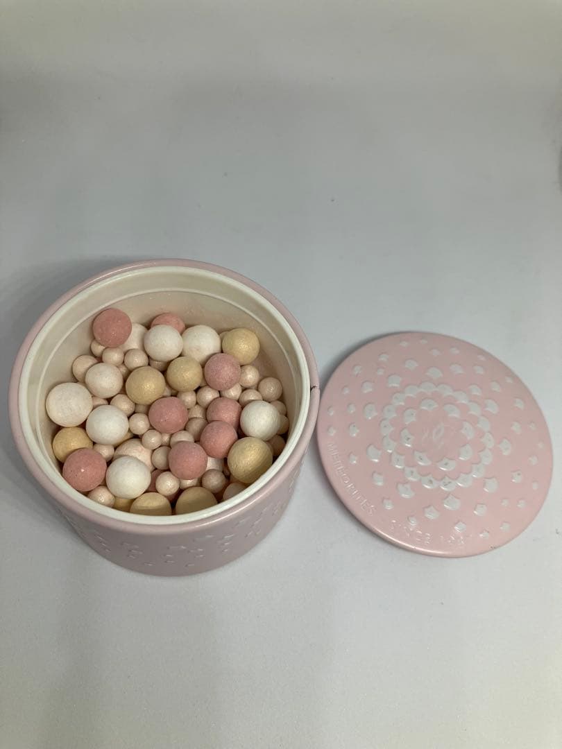 【GUERLAIN】ゲラメテオリット ビーユ　キャンドルパウダー　ブラシ付き