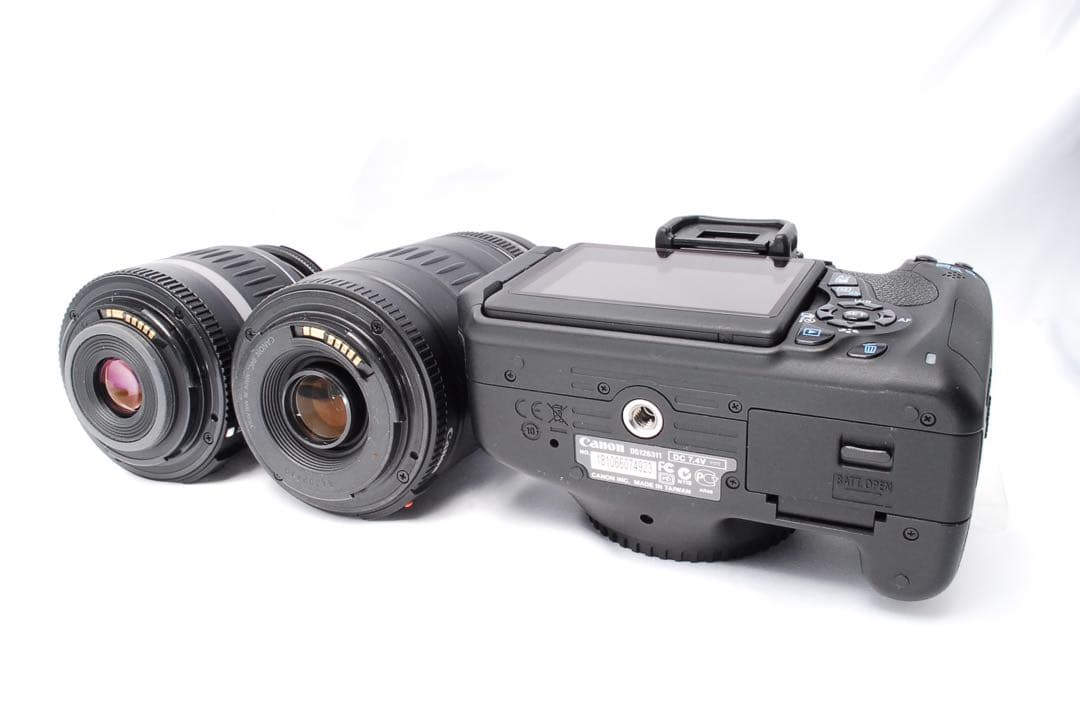 Canon kiss X5 一眼レフ☆望遠付きWレンズ☆付属品付きすぐ使える☆