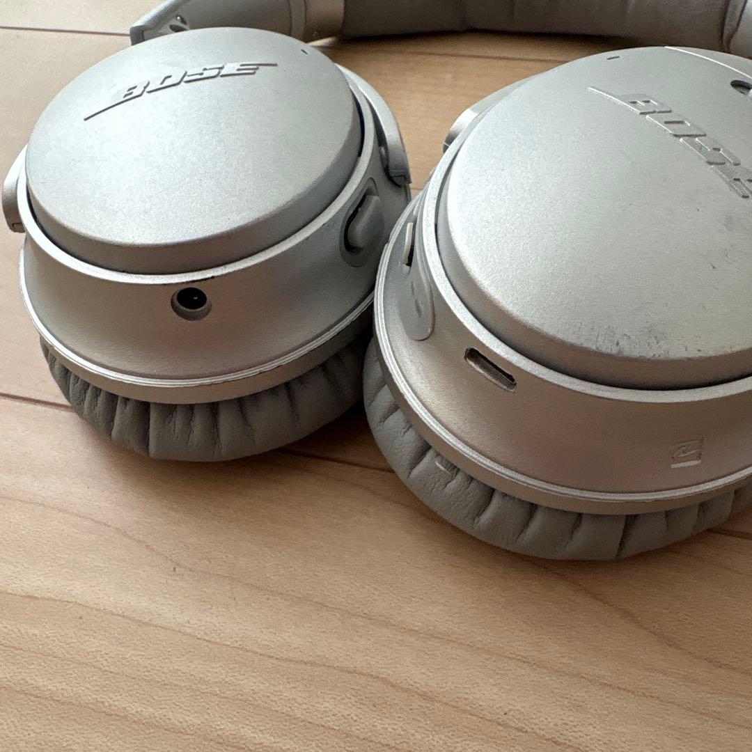 Bose ワイヤレスヘッドホン シルバー
