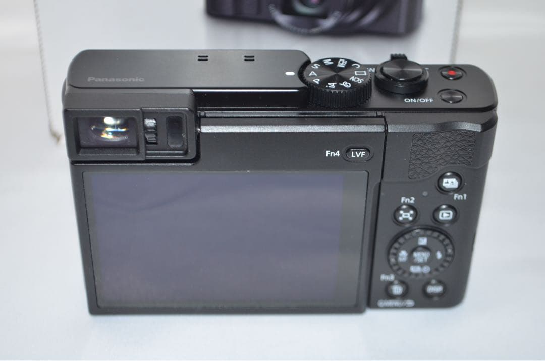 動作未確認　ジャンク■Panasonic LUMIX DC-TZ95D■