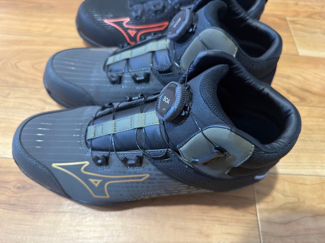 Mizuno 安全靴2足&防寒防水アウター&レインスーツ