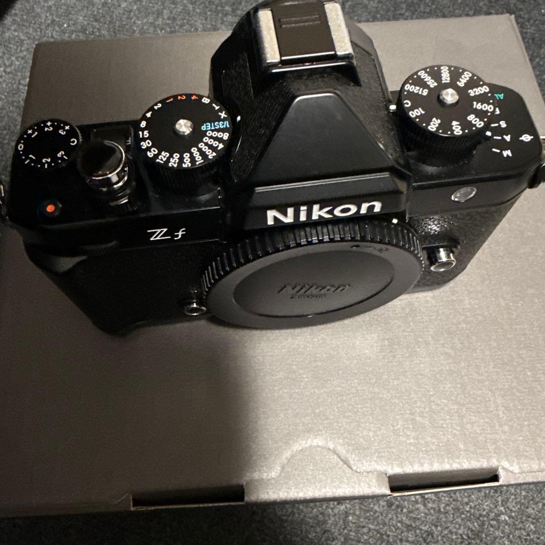 Nikon Zf 撮影回数370回 ＋ NIKKOR Z DX 16-50mm