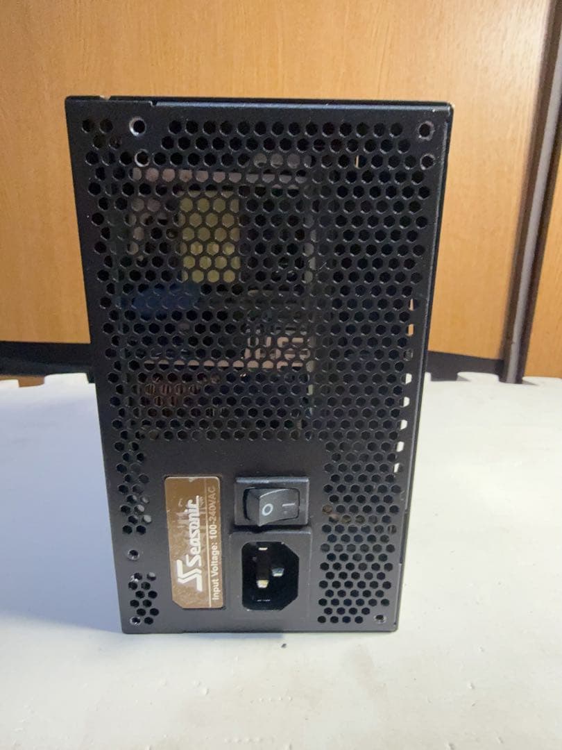 電源ユニット Seasonic FOCUS 650 Gold