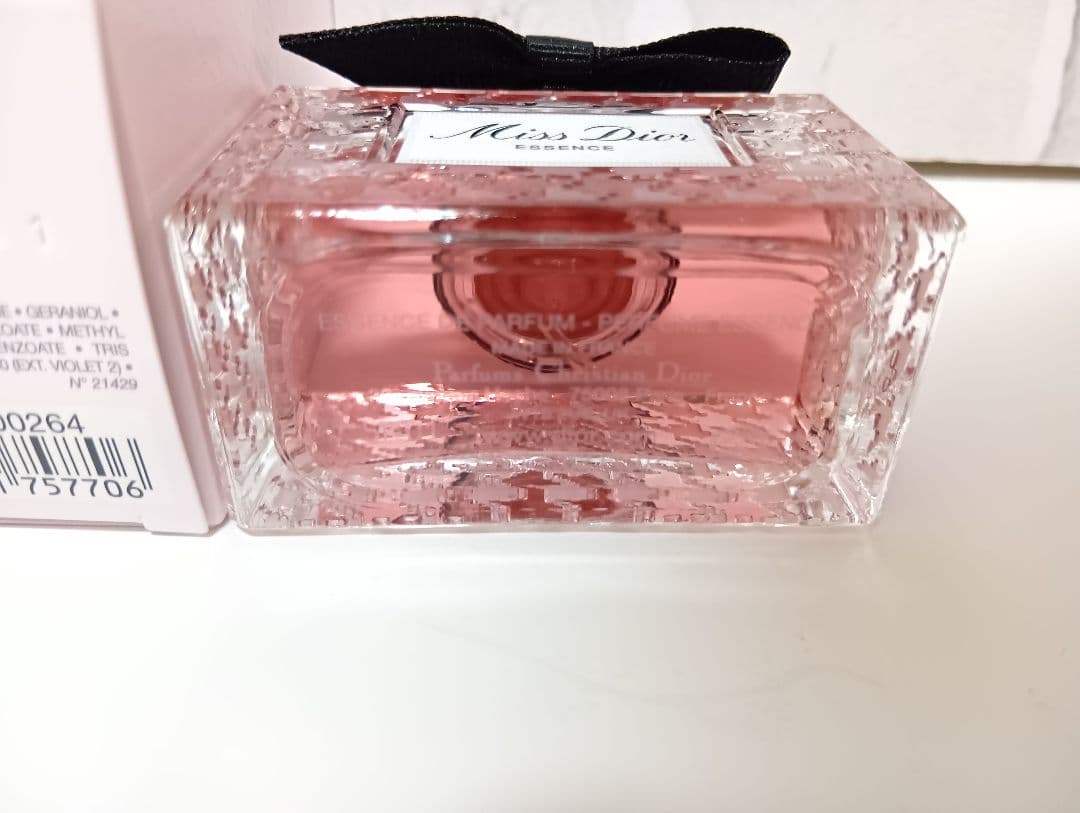 dior 香水　ミスディオール パルファン エッセンス (パルファン) 35ml